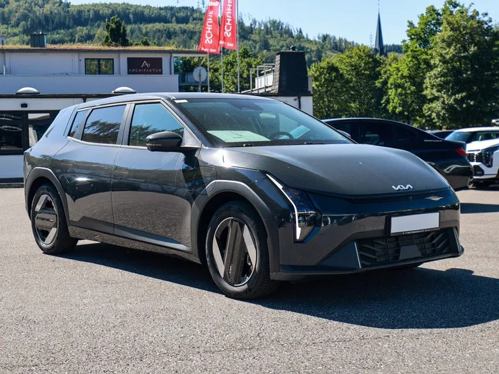Kia EV4