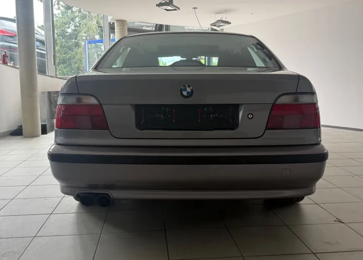 ALPINA B10