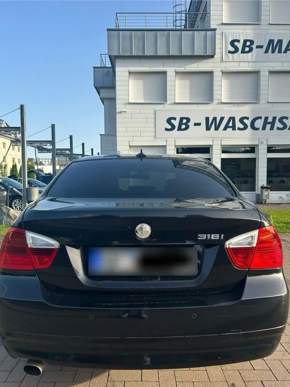 BMW 318