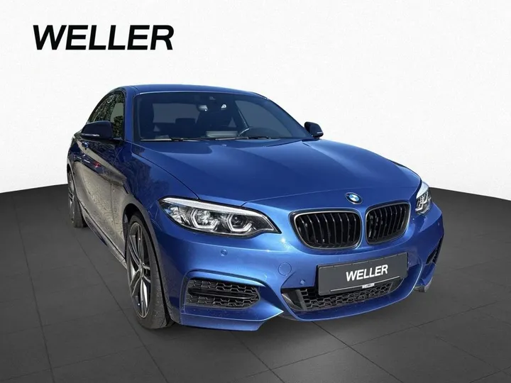 BMW M240i
