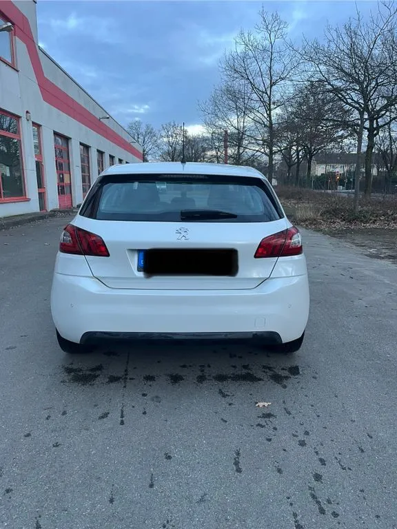Peugeot 308