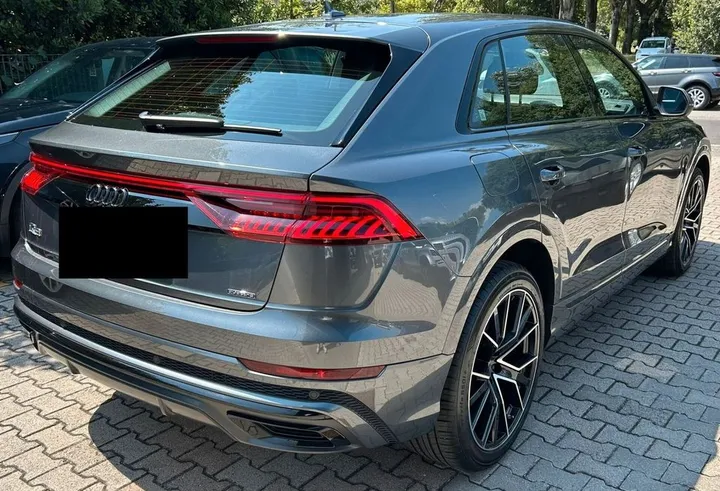Audi Q8