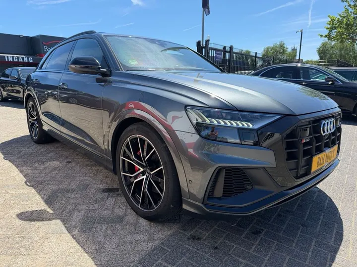 Audi SQ8