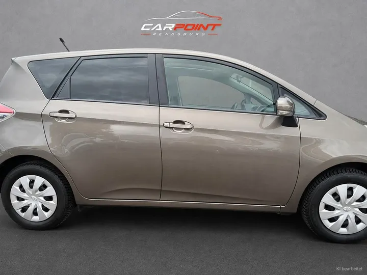 Toyota Verso-S