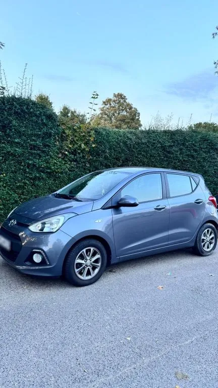 Hyundai i10