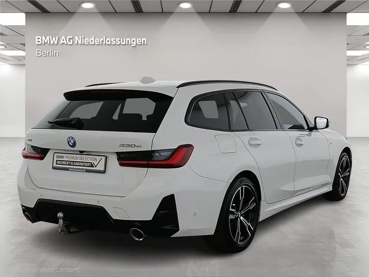 BMW 330