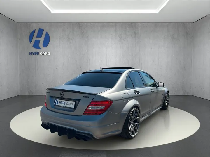 Mercedes-Benz C 63 AMG