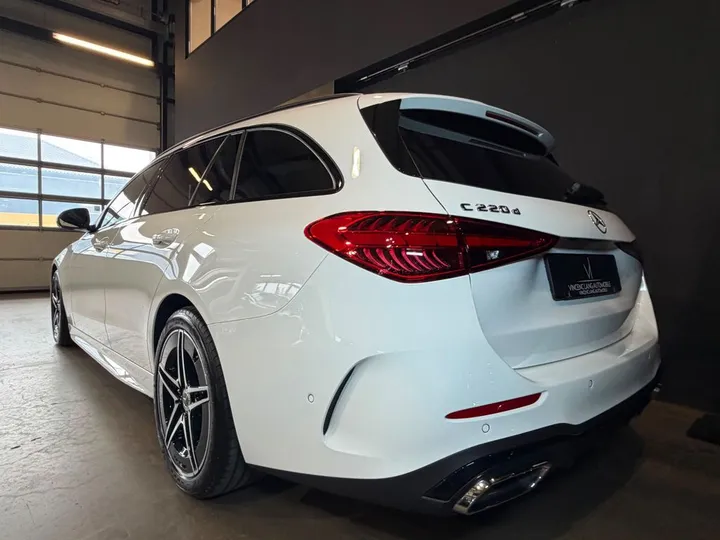 Mercedes-Benz C 220
