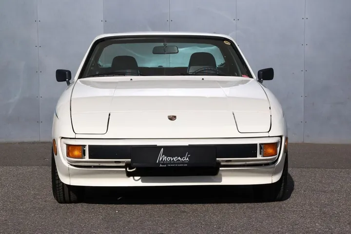 Porsche 924