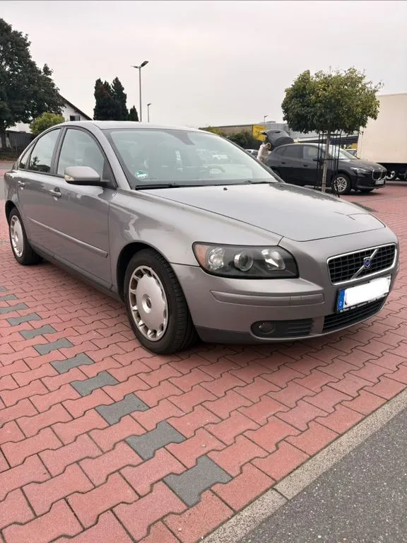 Volvo S40