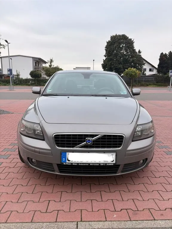 Volvo S40