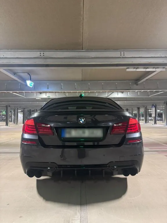 BMW 550