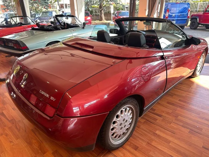 Alfa Romeo GTV