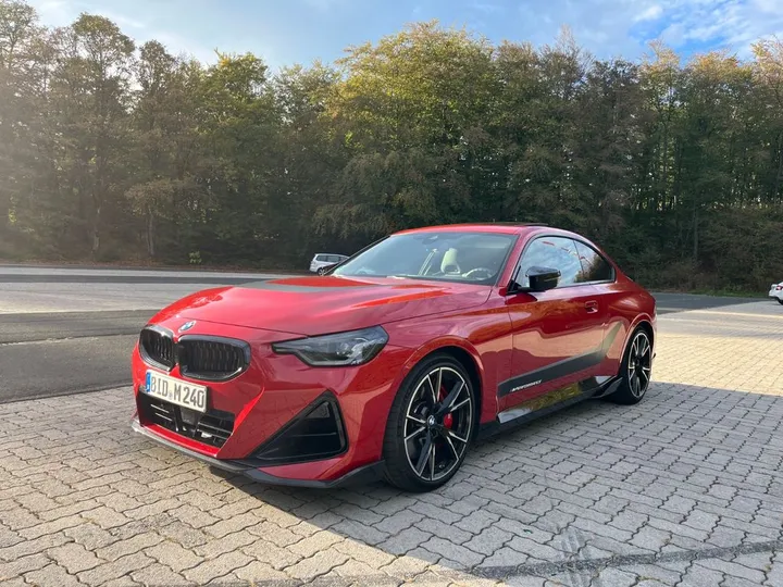BMW M240i