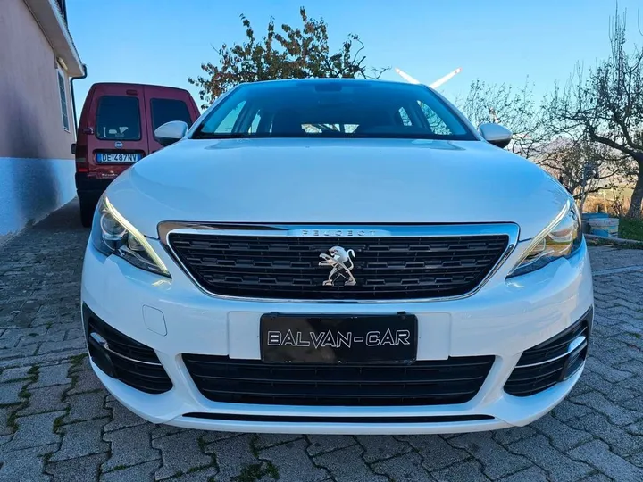 Peugeot 308