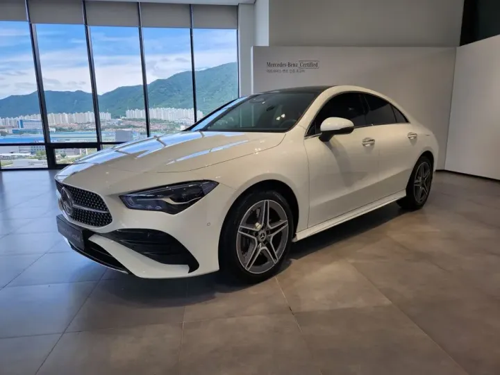 Mercedes-Benz CLA-Class