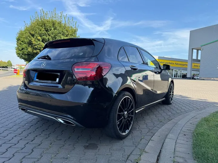 Mercedes-Benz A 160