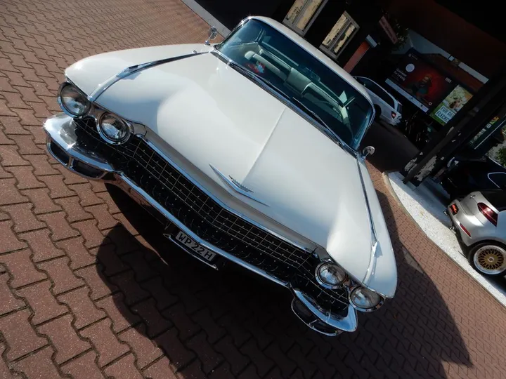 Cadillac Deville