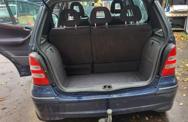 Mercedes-Benz 190