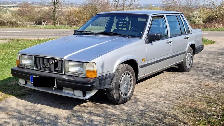 Volvo 740