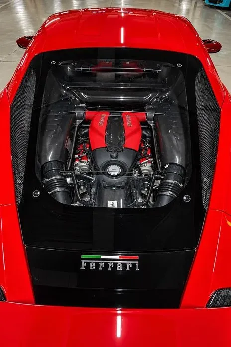 Ferrari F8