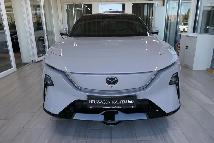 Mazda CX-6e