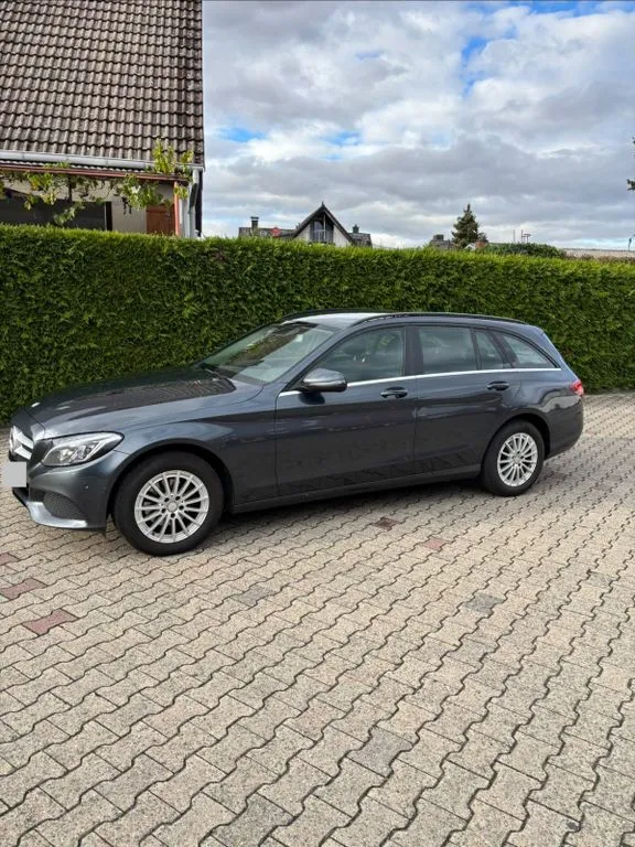 Mercedes-Benz C 200