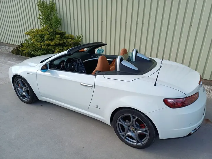 Alfa Romeo Spider
