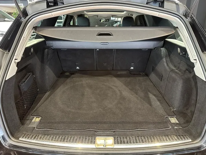 Mercedes-Benz E 250