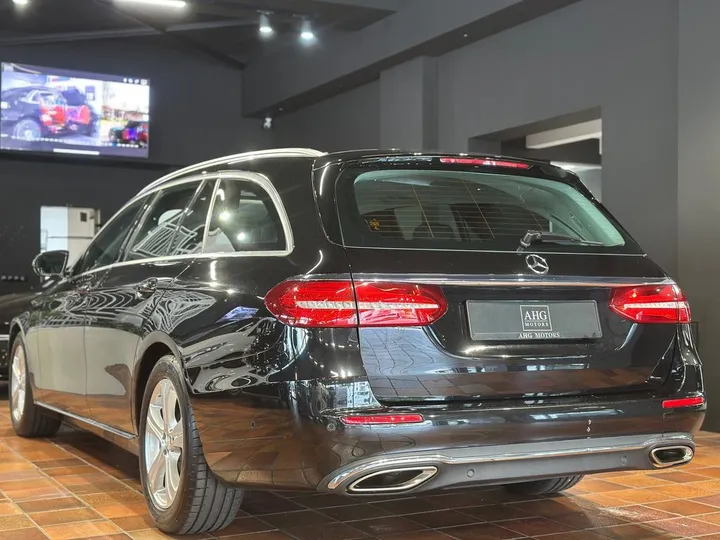 Mercedes-Benz E 250
