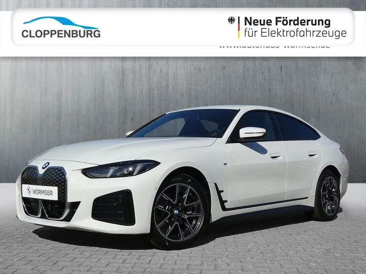 BMW i4