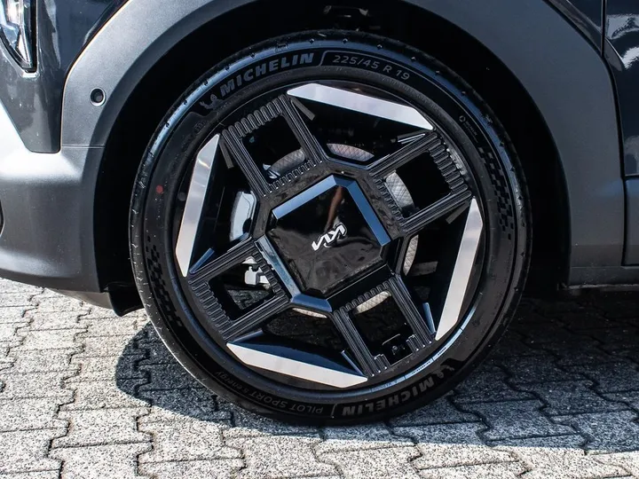 Kia EV2