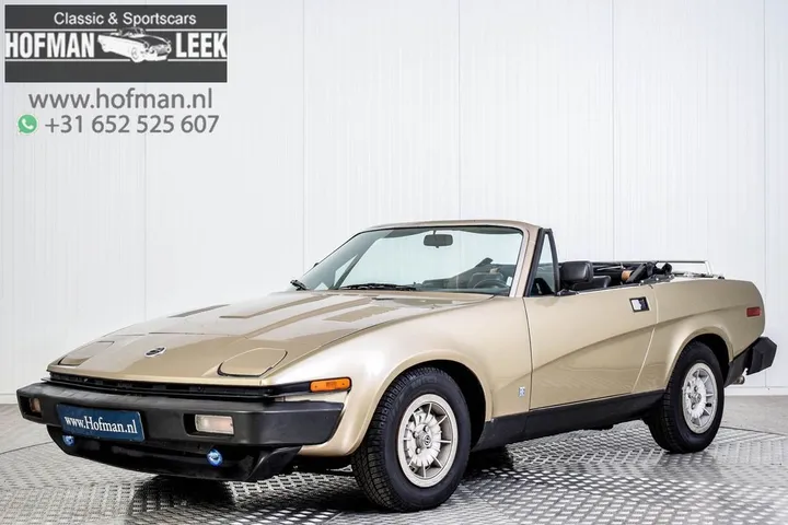 Triumph TR8