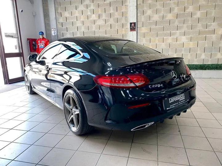 Mercedes-Benz C 220