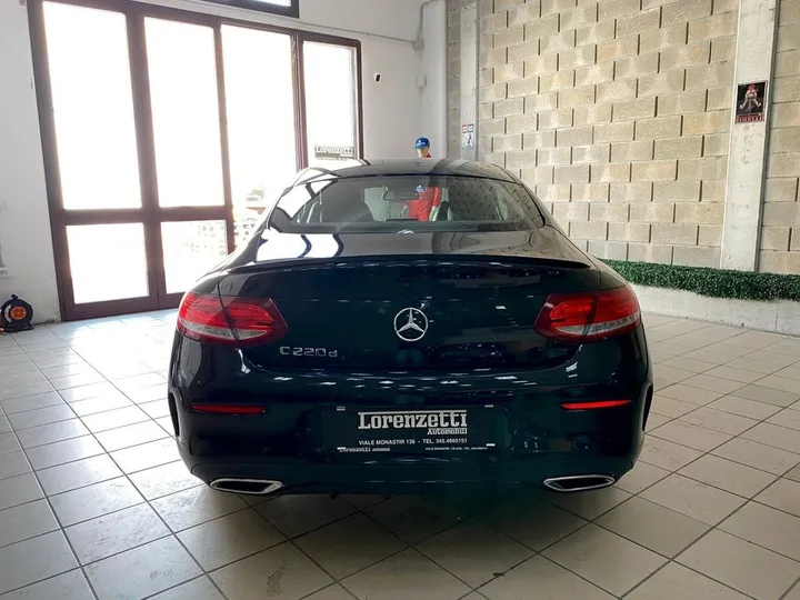 Mercedes-Benz C 220