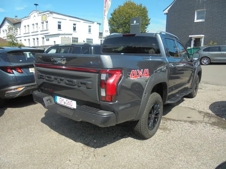 Foton 4