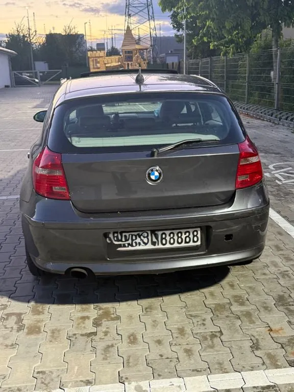 BMW 120