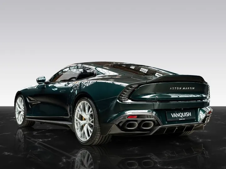 Aston Martin Vanquish