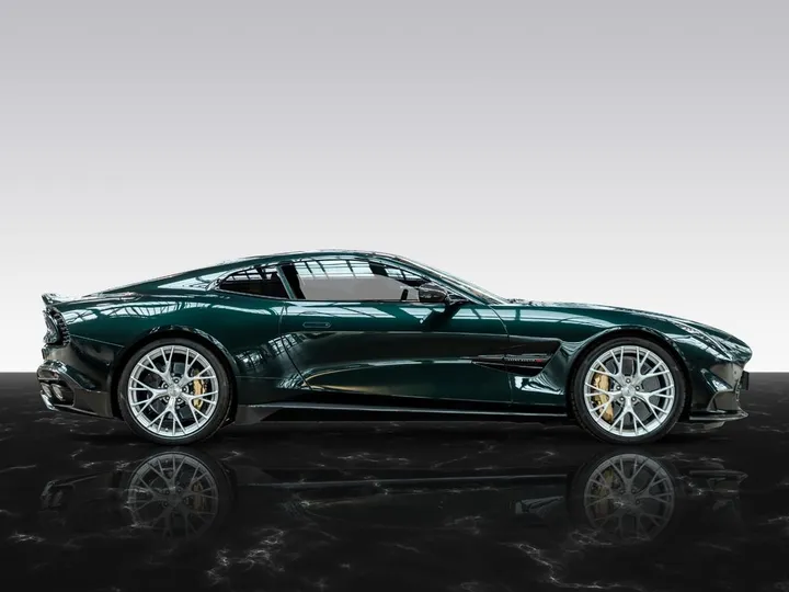 Aston Martin Vanquish