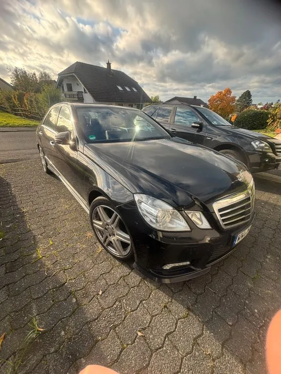 Mercedes-Benz 500