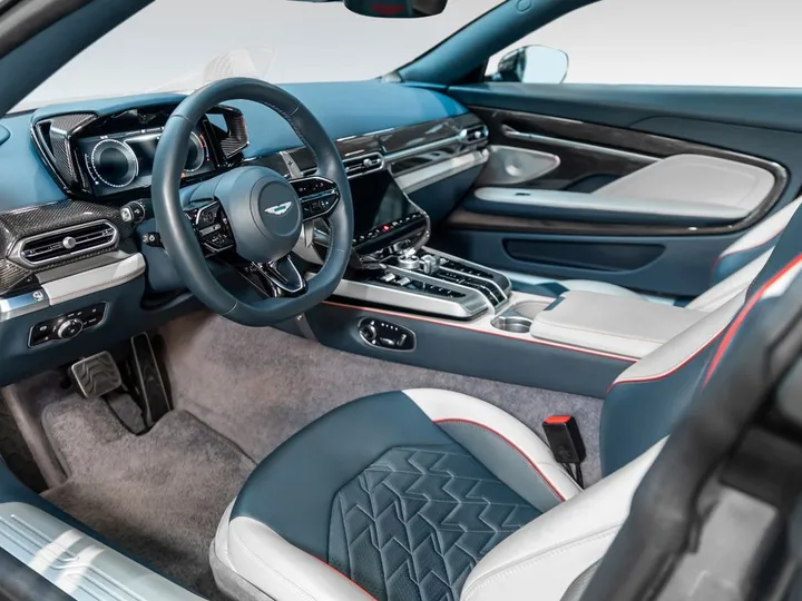 Aston Martin Vanquish