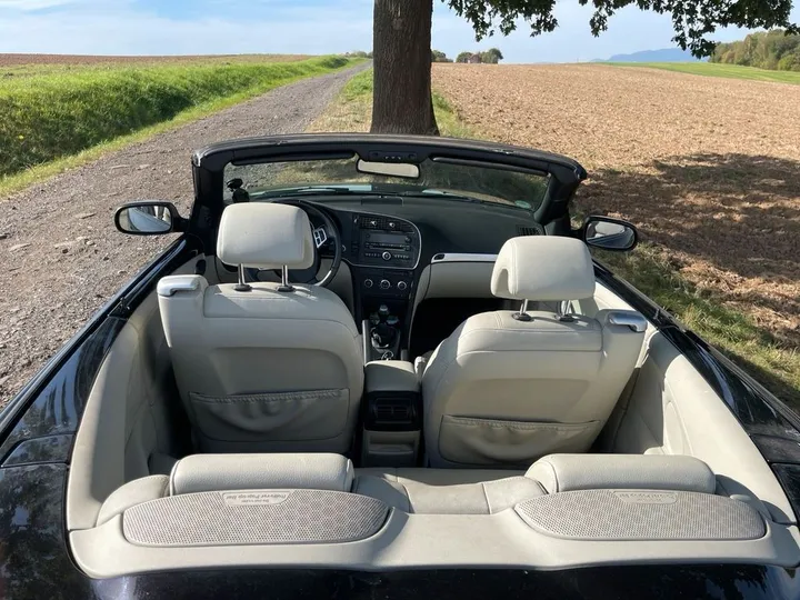 Saab 9-3