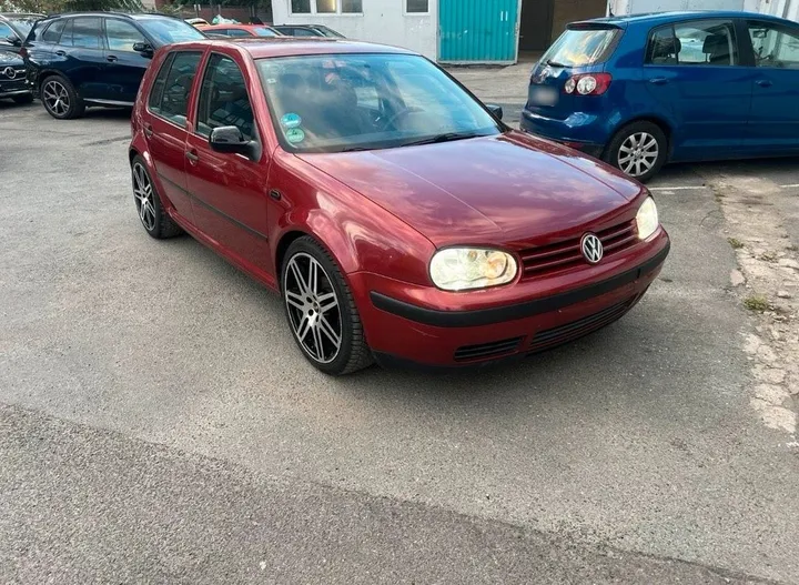 Volkswagen Golf