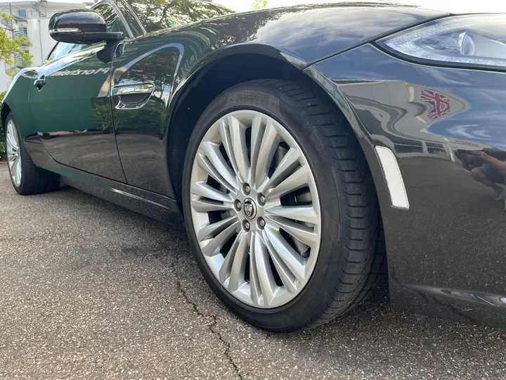 Jaguar XK