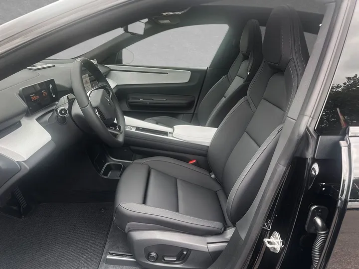 Polestar 4