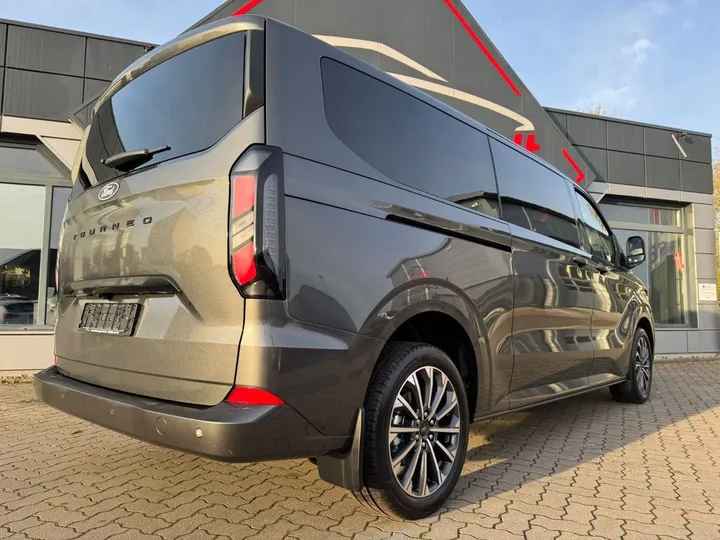 Ford Tourneo Custom