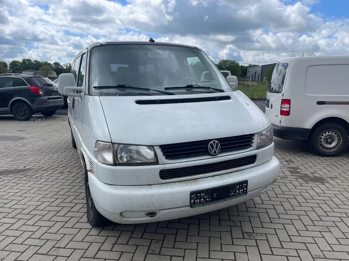 Volkswagen T4 Caravelle