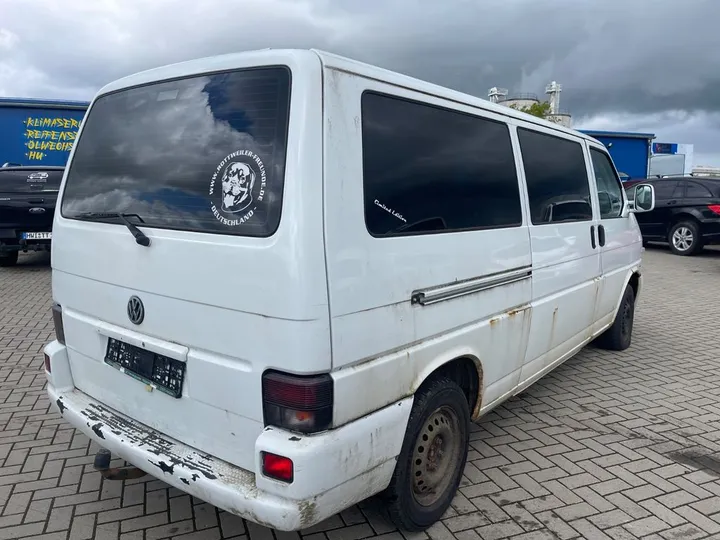 Volkswagen T4 Caravelle