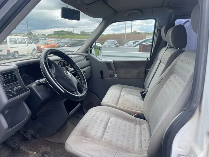 Volkswagen T4 Caravelle