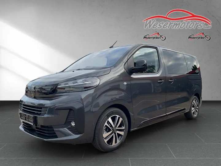 Peugeot Traveller
